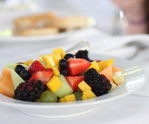 Delicious fresh fruit plate